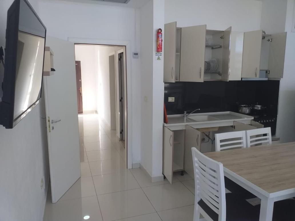 Ferienwohnung Flat Ergli Velipojë Exterior foto